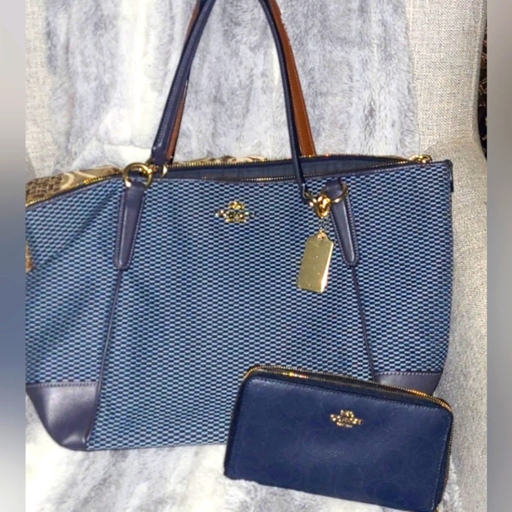 Coach Jaquard Tote & Wallet PLZ READ